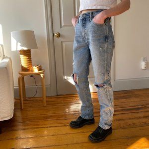 Gap - Distressed Jeans